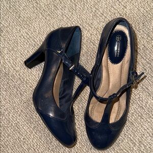 Giani Bernini Women's Navy Heels